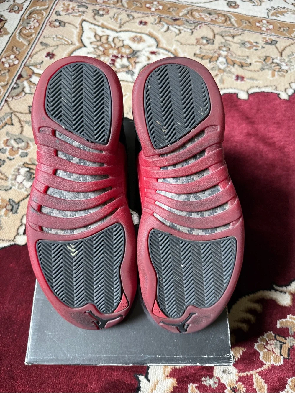 Jordan 12 Retro Flu Game (2009) Men’s size 8